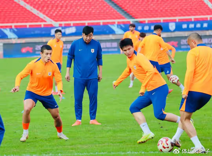 山东泰山积分清零遭遇两连败 球迷呼吁锻炼新人